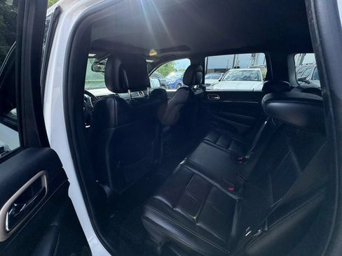 Used 2015 Jeep Grand Cherokee Limited AWD/4WD image 10