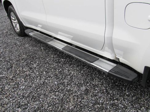 Used 2022 Chevrolet Silverado 1500 LTZ w/ LTZ Convenience Package II image 19