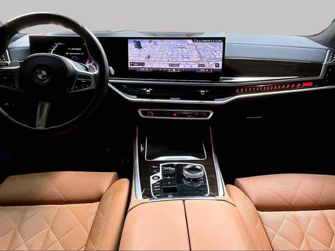 Used 2024 BMW X5 sDrive40i w/ Executive Package RWD image 15