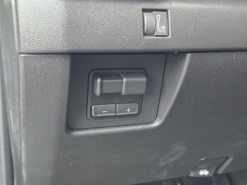 New 2026 GMC Canyon Denali image 16