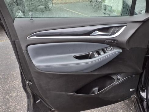 Used 2024 Buick Enclave Premium FWD image 21