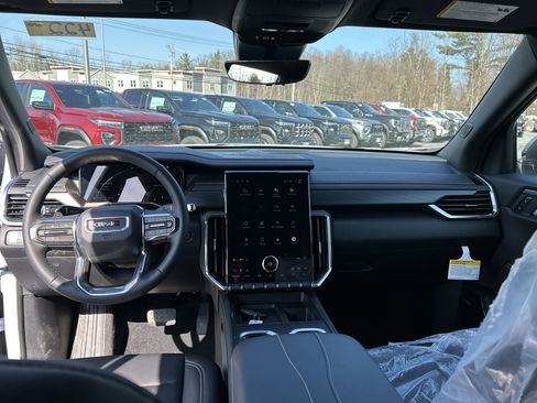 Used 2026 GMC Acadia Elevation w/ Elevation Premium Package image 36