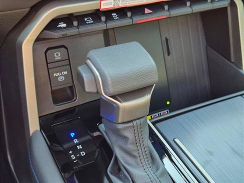 Certified 2026 Toyota Tundra Platinum AWD/4WD image 11