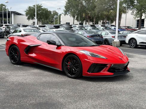 Used 2023 Chevrolet Corvette Stingray Premium Conv w/ Z51 Performance Package RWD image 2