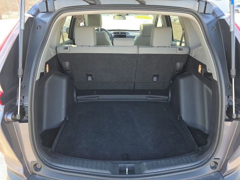 Used 2019 Honda CR-V EX image 16