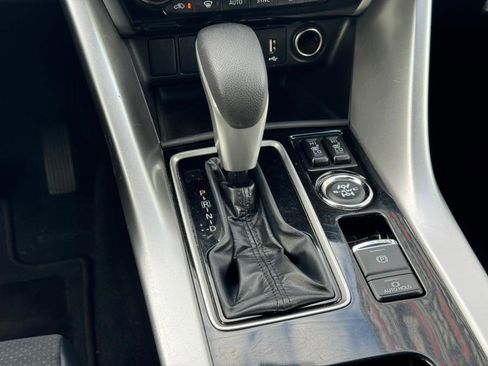 Used 2024 Mitsubishi Eclipse Cross SE image 36