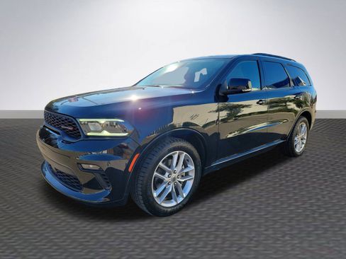 Used 2023 Dodge Durango GT image 3
