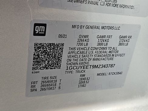 Used 2021 Chevrolet Silverado 1500 RST AWD/4WD image 25