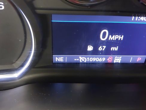 Used 2019 Chevrolet Silverado 1500 LTZ w/ LTZ Plus Package AWD/4WD image 19