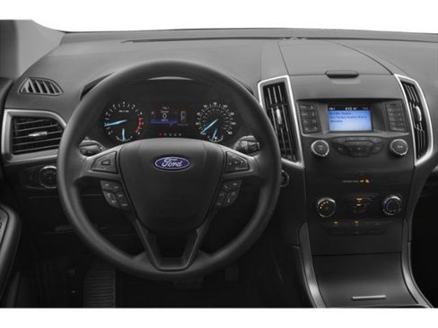 Used 2020 Ford Edge SE FWD image 10
