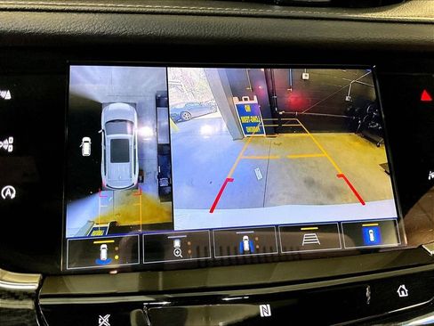 Used 2021 Cadillac XT6 Sport AWD/4WD image 20