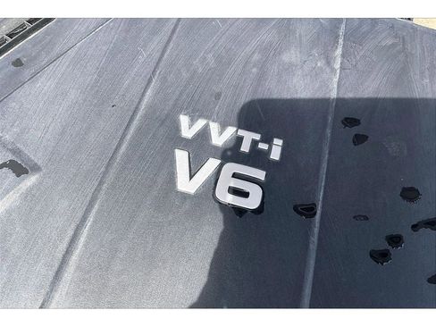 Used 2010 Toyota Tacoma PreRunner image 33