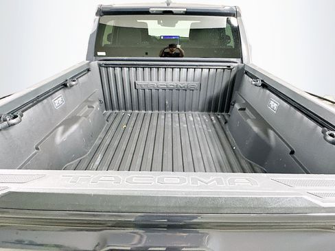 Used 2025 Toyota Tacoma TRD Sport image 28