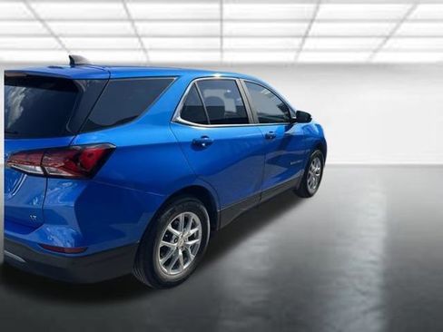 Used 2024 Chevrolet Equinox LT FWD image 3