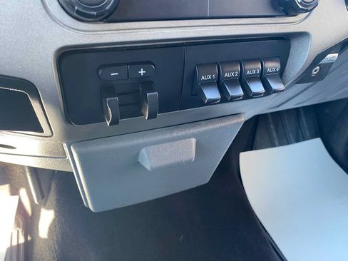 Used 2016 Ford F350 XLT AWD/4WD image 16