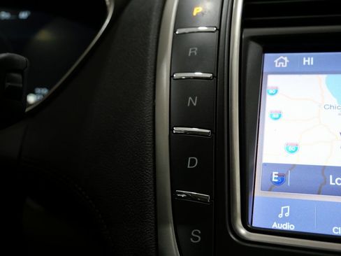 Used 2020 Lincoln Nautilus Reserve w/ Equipment Group 201A image 23