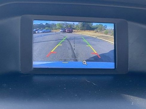 Certified 2018 Ford Focus SE image 31