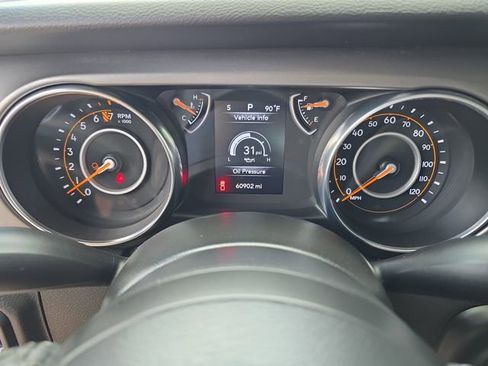 Used 2023 Jeep Gladiator Sport AWD/4WD image 28