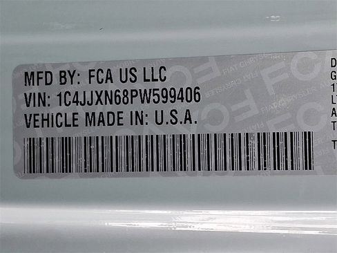 Used 2023 Jeep Wrangler Unlimited w/ Cold Weather Group image 28