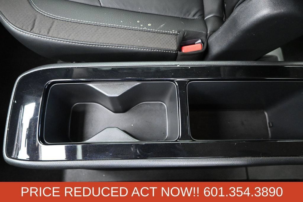 Used 2023 Nissan Pathfinder SL w/ SL Premium Package FWD image 18