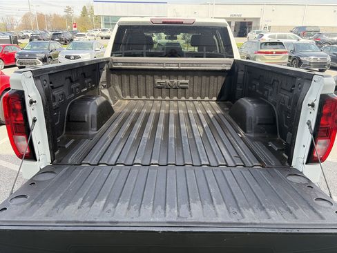 Used 2020 GMC Sierra 1500 Elevation image 34