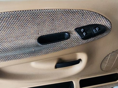 Used 2000 Dodge Ram 2500 Truck 4x4 Quad Cab image 17