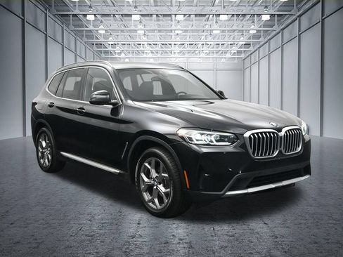 Used 2023 BMW X3 xDrive30i w/ Premium Package AWD/4WD image 2