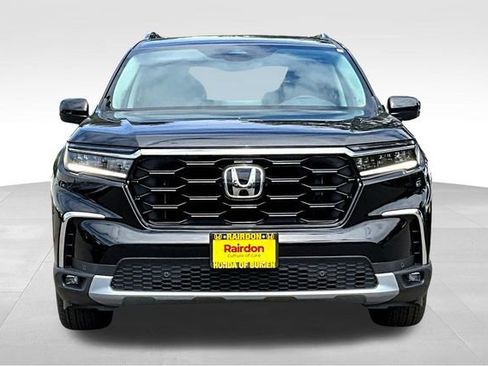 New 2025 Honda Pilot Touring image 13