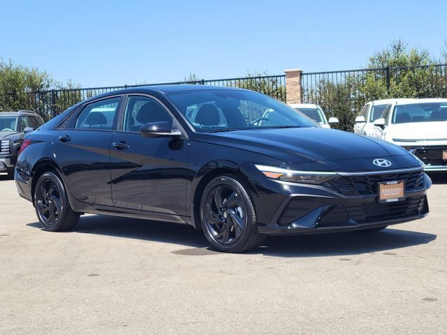 New 2026 Hyundai Elantra SEL Sport FWD image 33