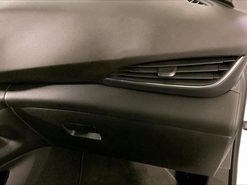 Used 2023 Buick Envision Essence image 16