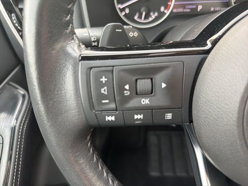 Used 2023 Nissan Rogue SL w/ SL Premium Package image 23