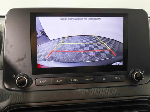 Used 2022 Hyundai Kona SEL FWD image 7