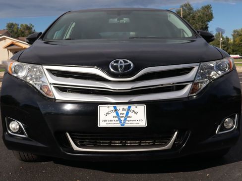 Used 2015 Toyota Venza LE image 13
