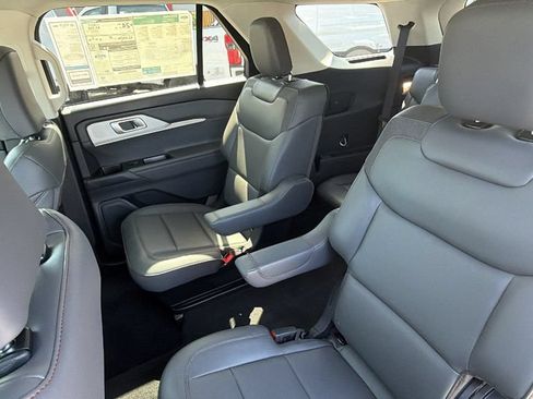 New 2026 Ford Explorer Active w/ Active Comfort Package RWD image 27
