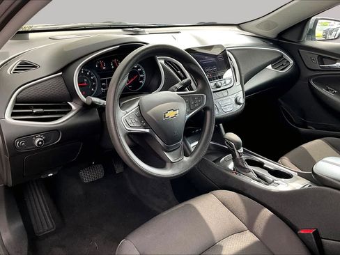 Used 2024 Chevrolet Malibu LT FWD image 17