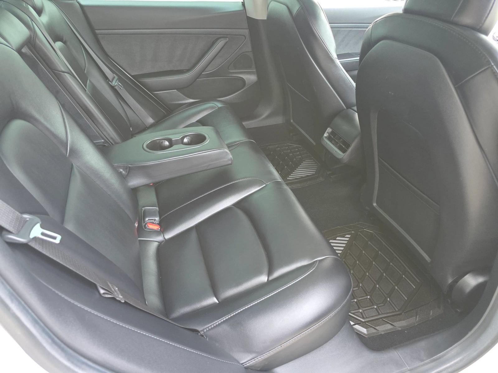 Used 2021 Tesla Model 3 Standard Range Plus RWD image 31