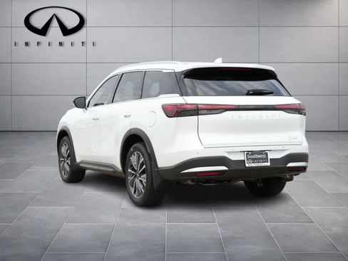 New 2027 INFINITI QX60 Luxe w/ Cargo Package FWD image 5