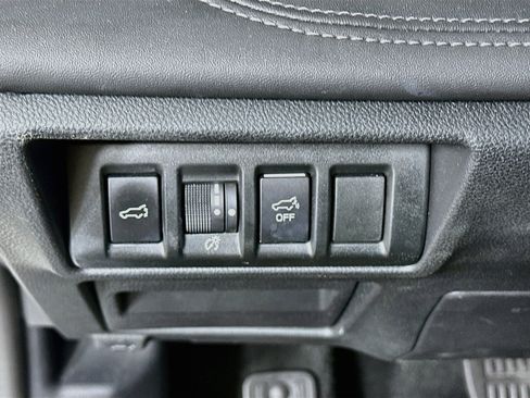 Used 2023 Subaru Outback Limited AWD/4WD image 17