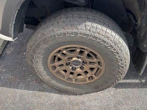 Used 2023 Toyota Tacoma 4x4 Double Cab w/ Trail Edition image 16