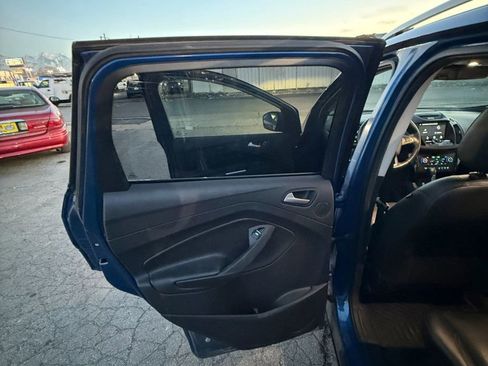 Used 2017 Ford Escape Titanium w/ Equipment Group 301A AWD/4WD image 13
