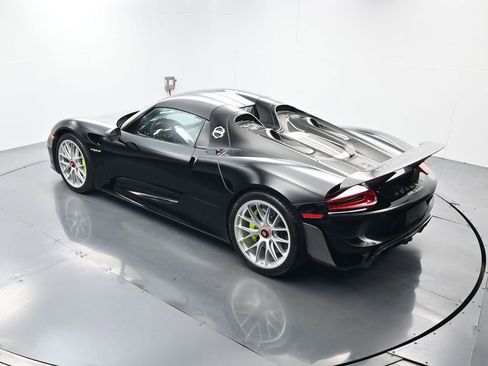Used 2015 Porsche 918 Spyder AWD/4WD image 39