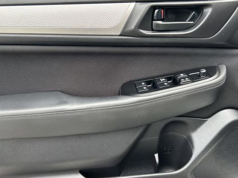 Used 2017 Subaru Legacy 2.5i w/ Alloy Wheel Package image 11