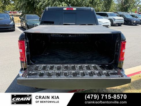 Used 2025 RAM 1500 Laramie AWD/4WD image 29