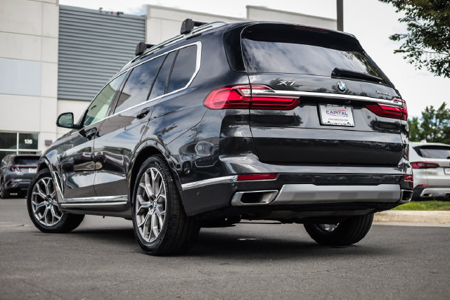 Used 2020 BMW X7 xDrive40i w/ Cold Weather Package AWD/4WD image 22