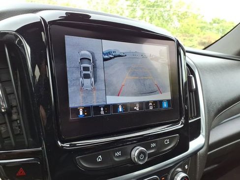 Certified 2023 Chevrolet Traverse High Country w/ LPO, Floor Liner Package FWD image 21