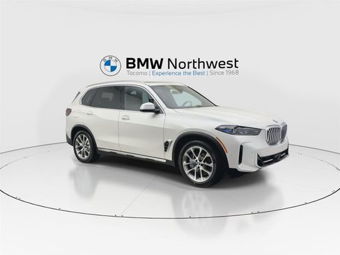 New 2026 BMW X5 xDrive50e w/ Climate Comfort Package image 6