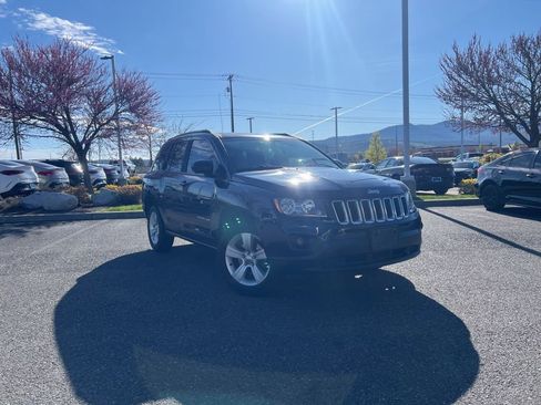 Used 2016 Jeep Compass Sport w/ Power Value Group AWD/4WD image 1