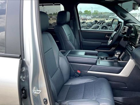 Used 2026 Toyota Tundra Platinum AWD/4WD image 30