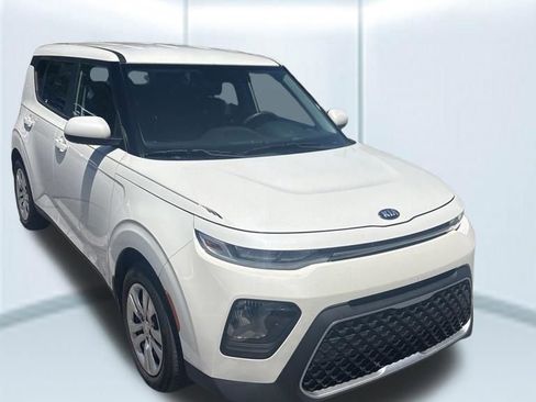 Used 2020 Kia Soul LX FWD image 12