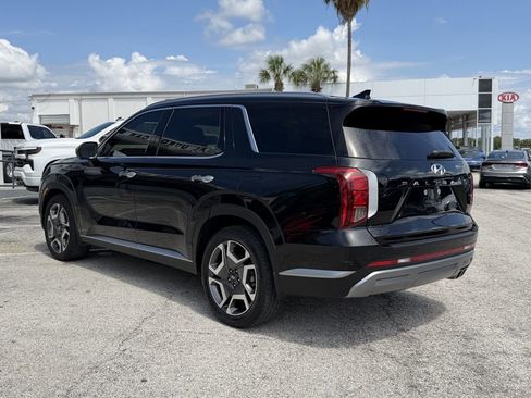 Used 2024 Hyundai Palisade SEL w/ Premium Package FWD image 7